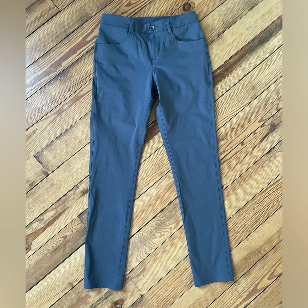Vuori Meta Pant - Picture 1 of 3